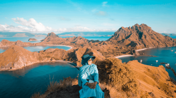 Sightseeing Packages Long Beach One Day Trip Using Fastboat With Economical Prices In Komodo, Labuan Bajo, West Manggarai.