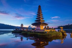Wisata Budaya Pampang: Pengalaman Budaya Suku Dayak di Kalimantan Timur