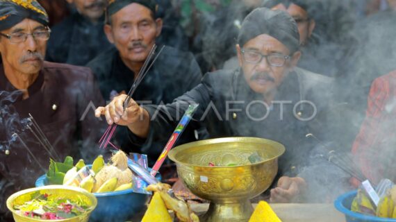 Mengenal Kepercayaan dan Falsafah Hidup Indonesia yang Kaya Budaya
