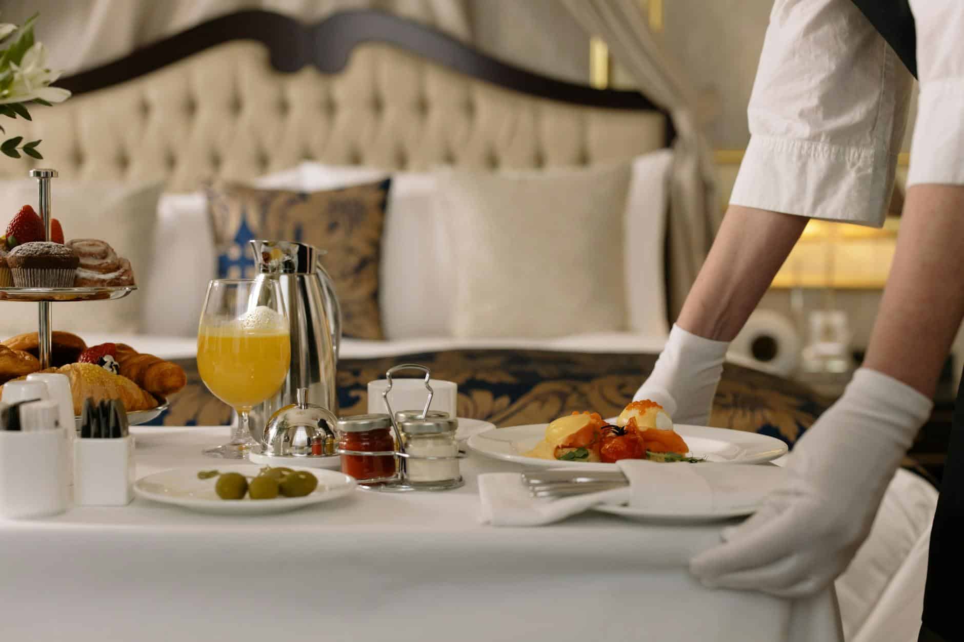 Penginapan dengan sarapan gratis